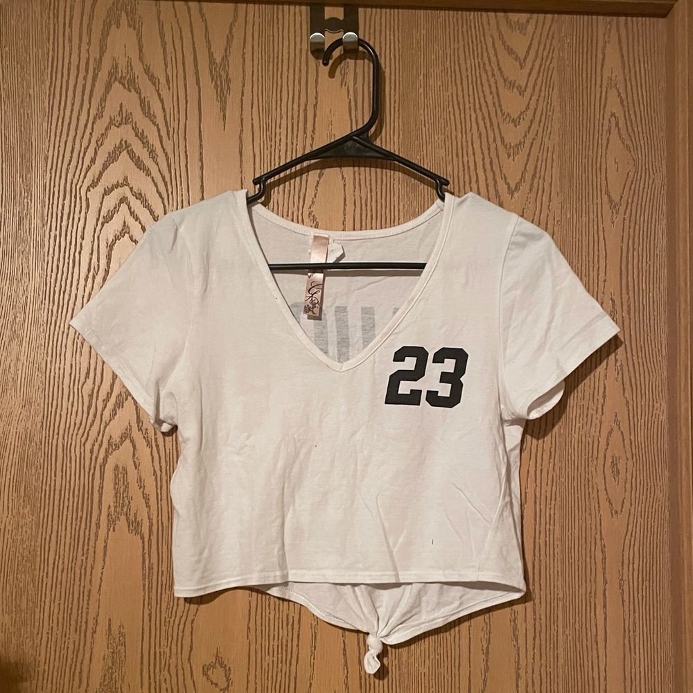 🌟“Saucy” crop top, size M